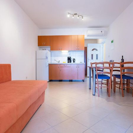 Cozy Apartment In Baska Voda With House Sea View Exterior photo