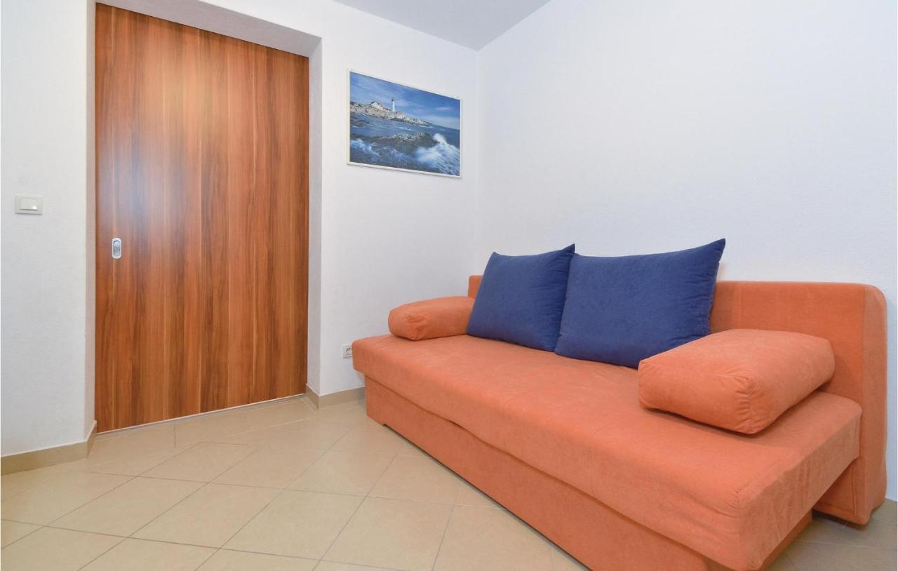 Cozy Apartment In Baska Voda With House Sea View Exterior photo